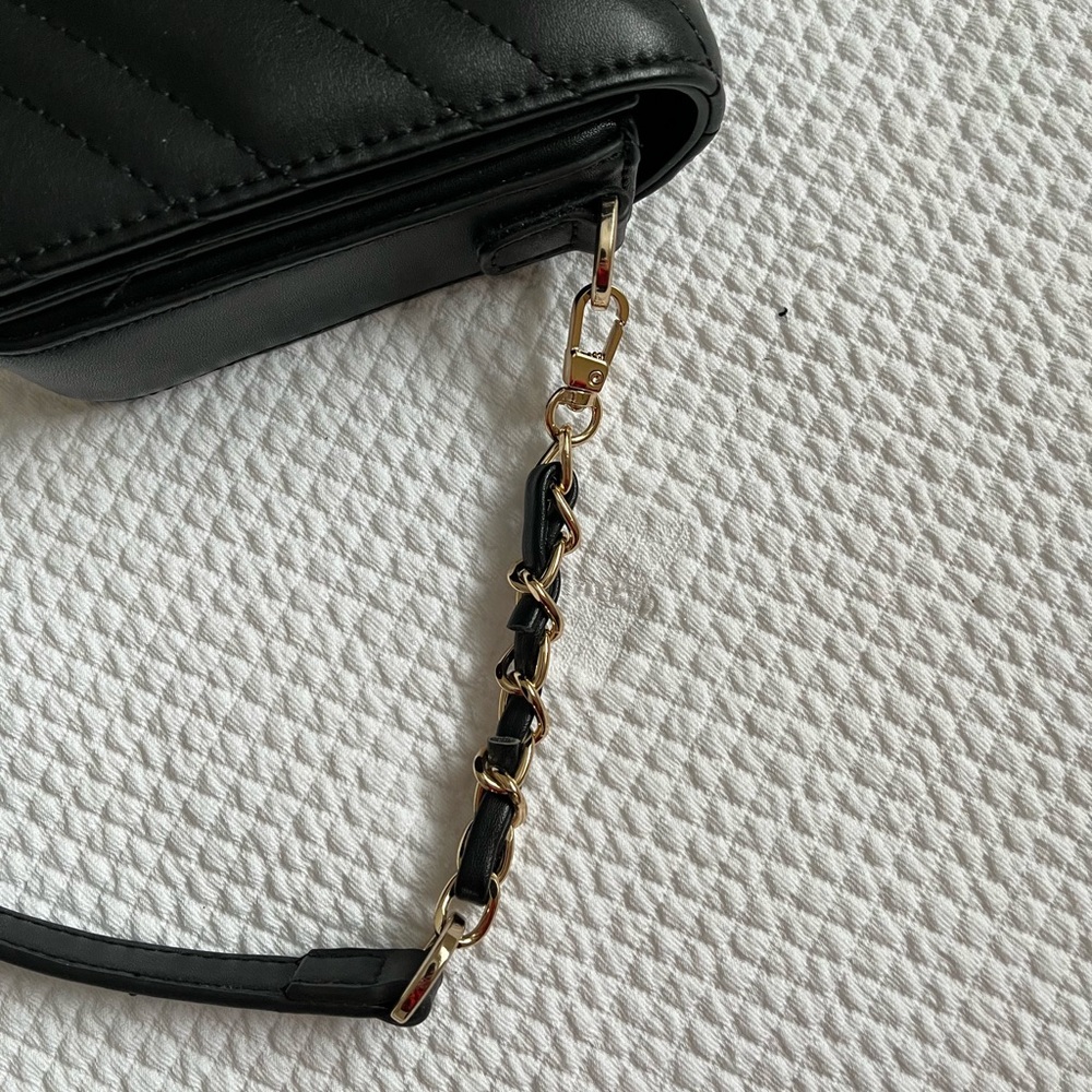 Black Quilted Shoulder Bag - Picture 3 of 8